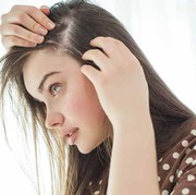 Penyebab Munculnya Uban Pada Anak Muda, Lakukan Cara Alami Ini untuk Mengatasinya!