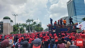 Buruh Ajak Milenial Suarakan Tolak Kenaikan BBM di Medsos
