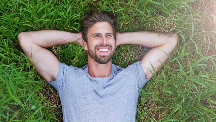 Unik, Pria Ini Berhasil Kantongi Jutaan Rupiah dengan Menangkan Kompetisi 'Rebahan' Selama 60 Jam! Ini Kisahnya