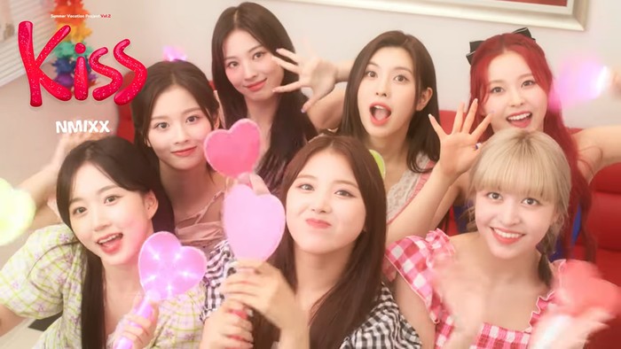 NMIXX Sukses Curi Perhatian dengan Merilis Lagu Re-make Grup Rainbow Bertajuk 'Kiss'
