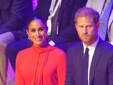 Meghan dan Harry Disebut 'Penipu' Usai Akhiri Kontrak Kerja Sama Podcast