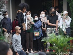 Marcell Siahaan Kenang Kebersamaan dengan Mendiang Suami Dee Lestari