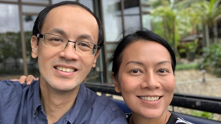 Reza Gunawan dan Dewi Dee Lestari Reza Gunawan dan Dewi Dee Lestari