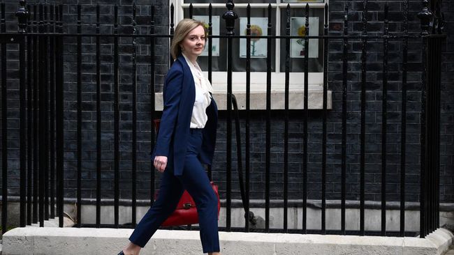 Mundur, Liz Truss Jadi PM Inggris Paling Kilat dalam Sejarah