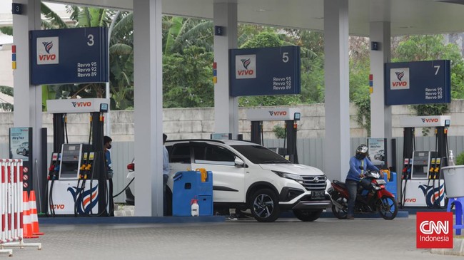 Pemerintah telah menaikkan harga bahan bakar minyak (BBM) bersubsidi solar, pertalite dan juga non subsidi pertamax sejak awal September.