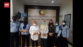 VIDEO: Ratu Atut Chosiyah Bebas Bersyarat Hari Ini