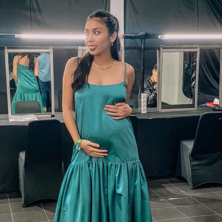 <p>Belum lama ini, Canti terlihat menghadiri Jakarta Fashion and Food Festival (JF3) 2022. Wanita kelahiran Tangerang ini kembali memamerkan baby bump-nya. (Foto: Instagram @cantitachril)</p>