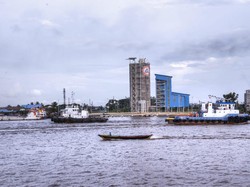2 BUMN Keroyokan Perluas Industri Semen Nasional