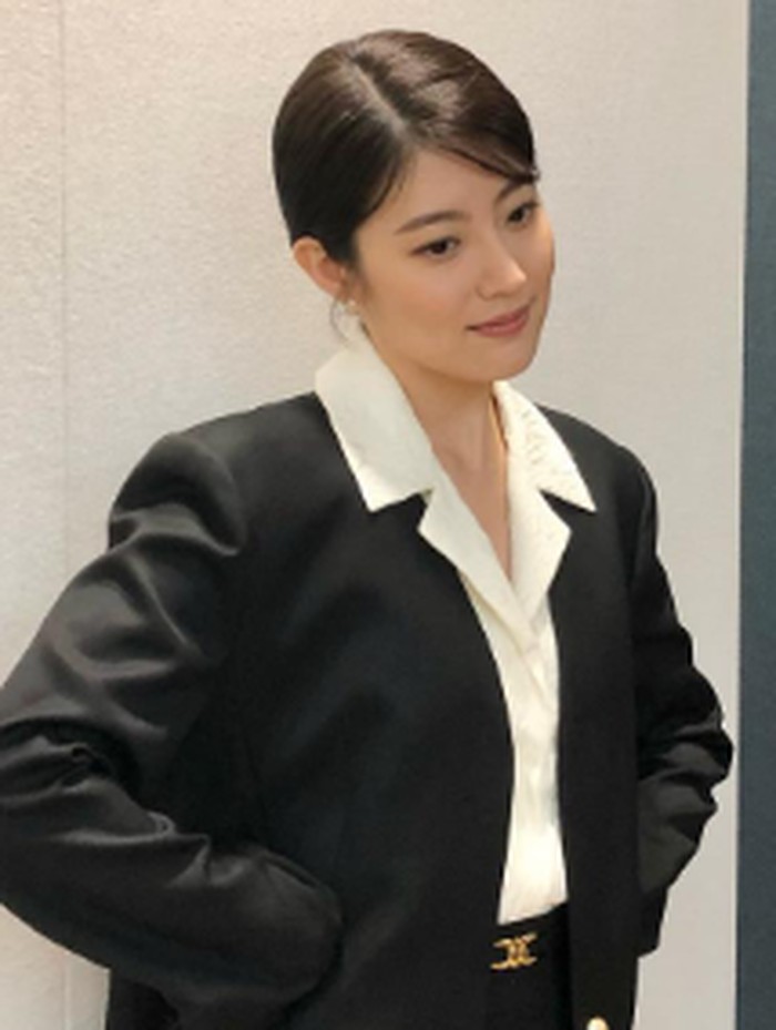 Ia memulai karier sebagai aktris cilik dalam drama 'Say You Love Me' pada tahun 2004 lalu./ foto: instagram.com/hyuniiiiiii_95917