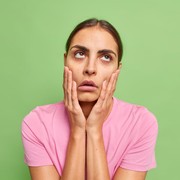 Jarang Makan Sayur dan Buah Bisa Jadi Pemicu Wajah Tampak Kusam, Kok Bisa? Ini Alasannya!