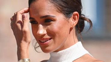 img-title Pesan Meghan Markle untuk Calon Aktris yang Memerankan Dirinya