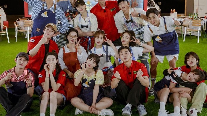 8 Rekomendasi Variety Show Korea yang Bertabur Bintang