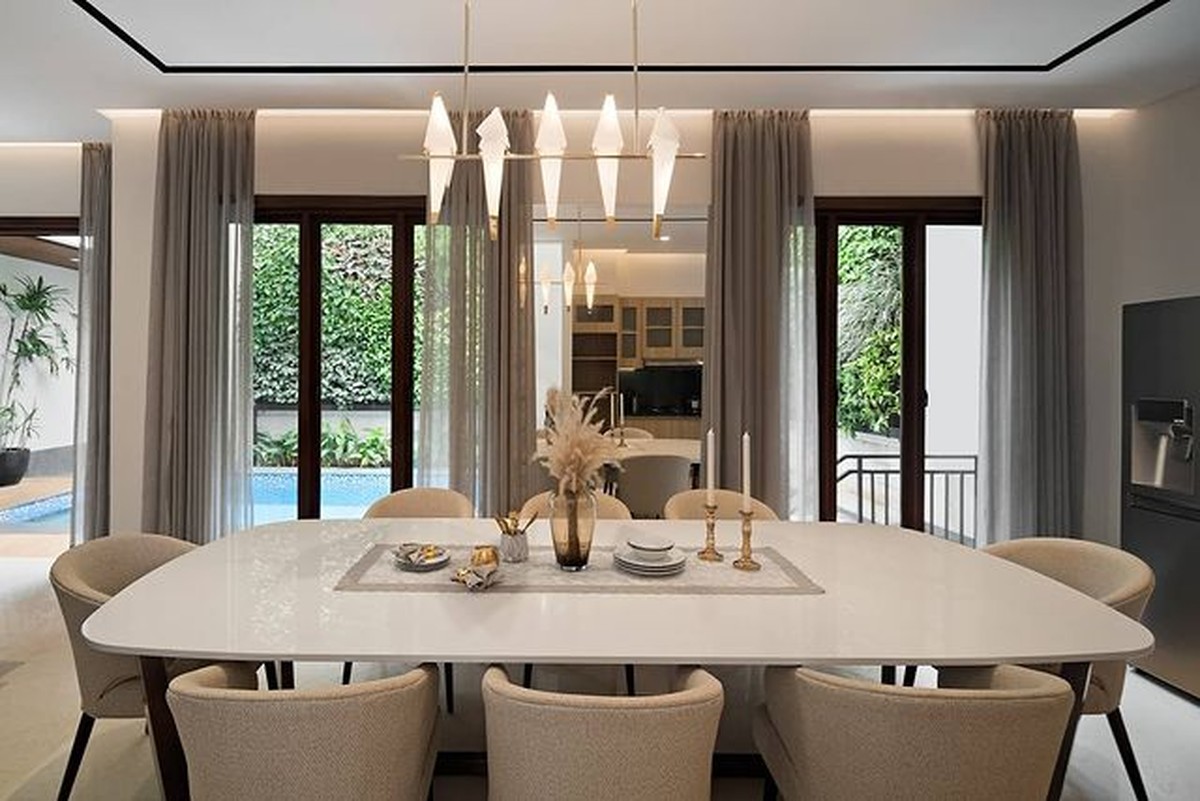 Rumah Cut Ratu Meyriska dan Roger Danuarta