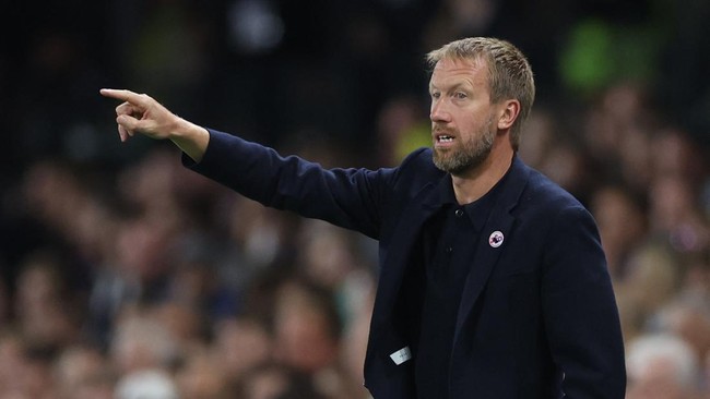 Chelsea resmi memecat Graham Potter dari kursi pelatih, Minggu (2/4), satu hari setelah The Blues dikalahkan Aston Villa di Liga Inggris.