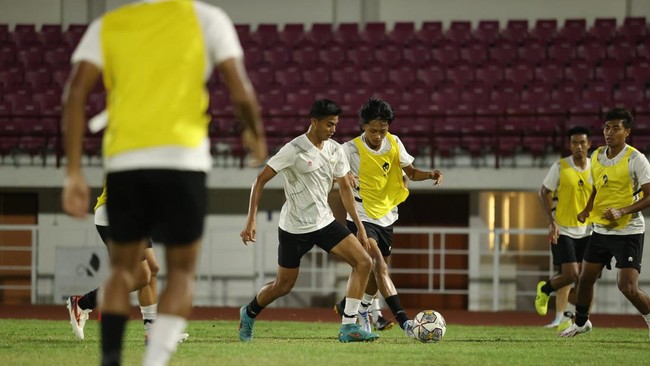 Pelatih Shin Tae Yong telah resmi mengumumkan 23 pemain Timnas Indonesia U-20 untuk Kualifikasi Piala Asia U-20 2023.