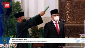 VIDEO: Jokowi Ungkap Alasan Pilih Azwar Anas Jadi MenPAN-RB