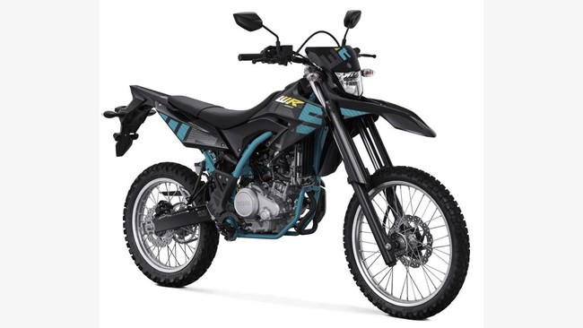 Yamaha WR 155 R yang sebelumnya biru kini mendapat sentuhan baru warna hitam berikut grafis baru yang lebih segar.