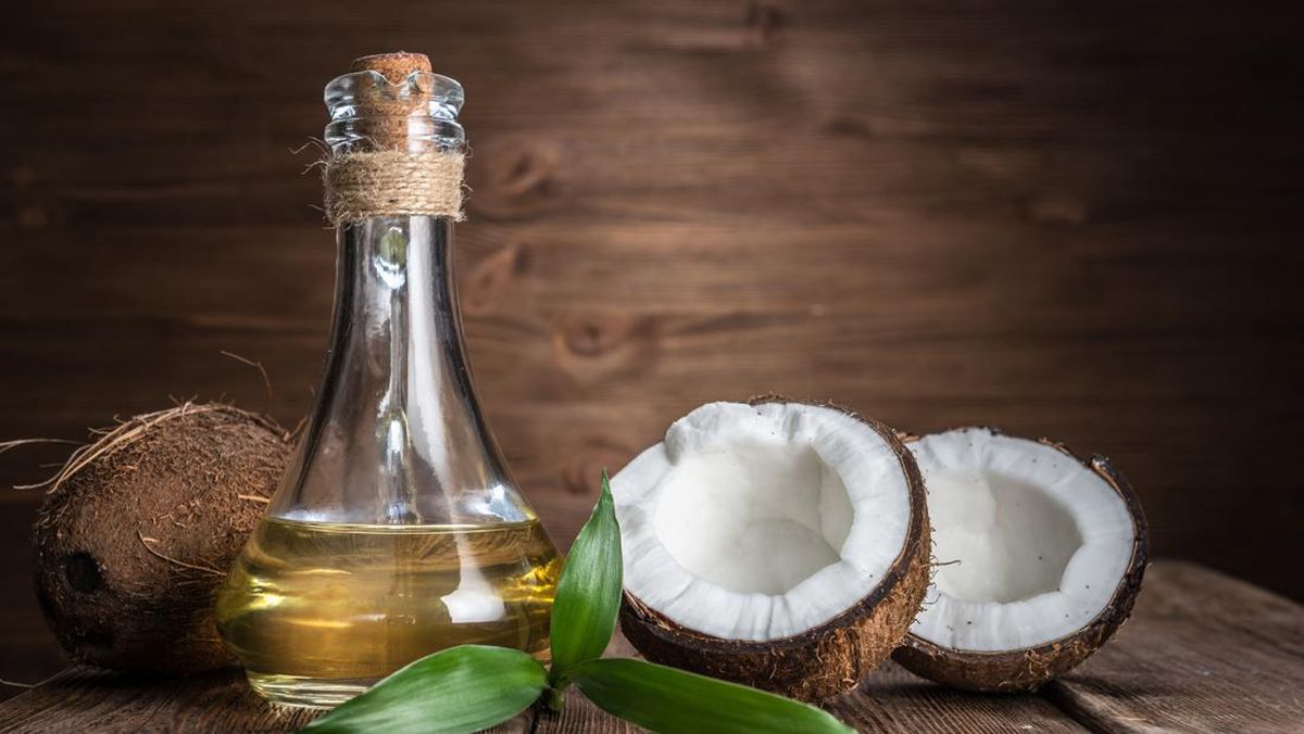 Ibu-ibu Resah Harga Kelapa di Pandeglang Tembus Rp 25 Ribu Per Butir