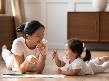 5 Perkembangan Bahasa Anak Usia 2 Tahun, Sudah Bisa Ucapkan Kalimat Singkat