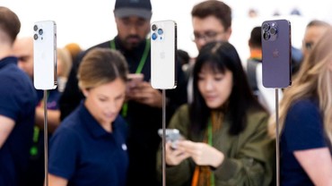 img-title Harga Varian iPhone 14 yang Mulai Dijual Hari Ini
