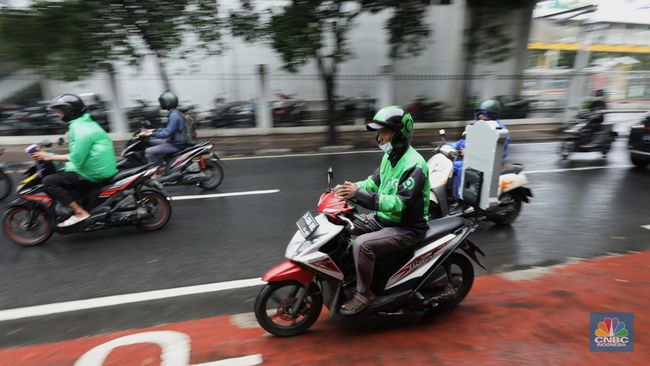 Isu Krisis Ojol Hantam Grab dan Gojek, Ini Kata Para Driver