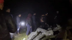 Jurit Malam: Kegelapan Berselimut Kabut di Gunung Padang Cianjur