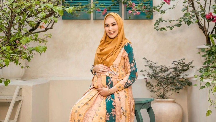 Alasan Kartika Putri Pilih Sekolah Internasional daripada Pesantren Alasan Kartika Putri Pilih Sekolah Internasional daripada Pesantren