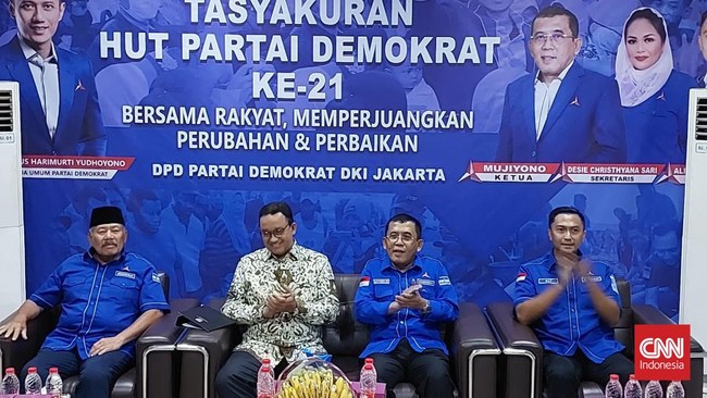 Anies Baswedan menanyakan kesiapan kader Partai Demokrat menghadapi Pemilu 2024 ketika menghadiri undangan Hari Ulang Tahun ke-21 Demokrat.