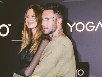 Targetkan Miliki 5 Anak dari Adam Levine, Behati Prinsloo Kini Jalani Kehamilan Ketiga
