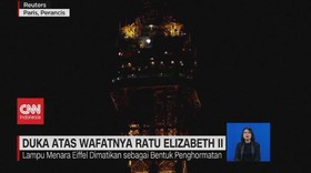 VIDEO: Lampu Menara Eiffel Dimatikan Sebagai Bentuk Penghormatan