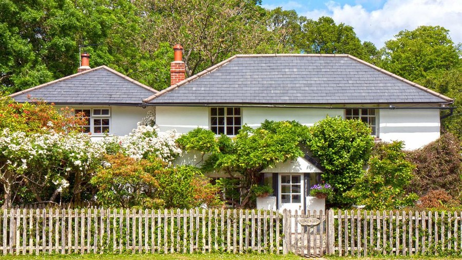 Contoh model pagar rumah minimalis&period;