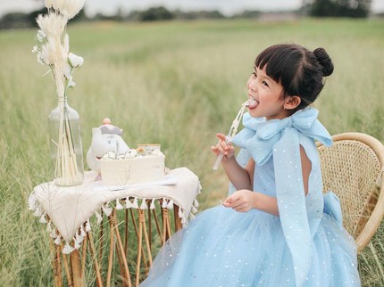 7 Potret Cantik Nastusha Ulang Tahun ke-6, Ucapan Chelsea Olivia Bikin Baper