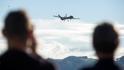 img-title Jet F-15 AS Tembak Jatuh Drone Iran Mengarah ke Basis Militer di Irak