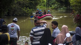 FOTO: Tanah Longsor dan Banjir Rendam Hulu Sungai Tengah