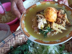 Mencicipi Bubur Alas Kedaton Bu War di Tabanan, Jaen Ton!