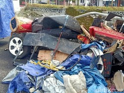 Bus Pariwisata Tabrak 4 Mobil di Wonosobo, 6 Orang Tewas!