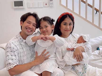 5 Potret Kayma Anak Kedua Tarra Budiman dan Gya Sadiqah yang Baru Lahir