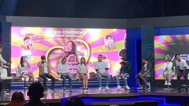 img-title 'Menggapai Ikatan Cinta', Kisah Fans Fanatik Sinetron Mengejar Mimpi