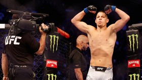 Faceoff Jake Paul vs Nate Diaz Rusuh, Terjadi Baku Pukul