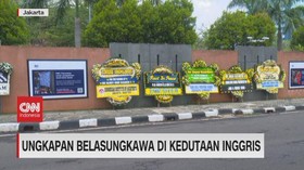 VIDEO: Ungkapan Belasungkawa di Kedutaan Inggris