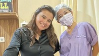 <p>Audi Marissa telah melahirkan anak pertamanya pada April 2021 lalu, Bunda. Selama hamil, berat badannya naik derastis hingga angka lebih dari 70 kg. (Foto: Instagram: @audimarissa)</p>
