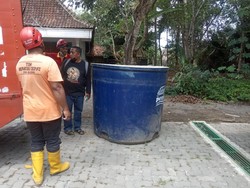 Dampak Penutupan Selokan Mataram Meluas, Kini 81 KK Kekurangan Air Bersih