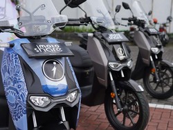 Keliling Bali Sekarang Bisa Pakai Motor Listrik Sewaan