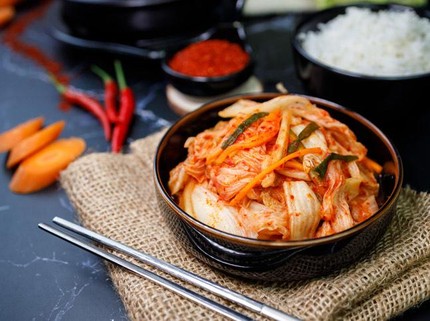 5 Makanan Lezat Khas Korea yang Cocok untuk Diet, Termasuk Kimchi dan Japchae