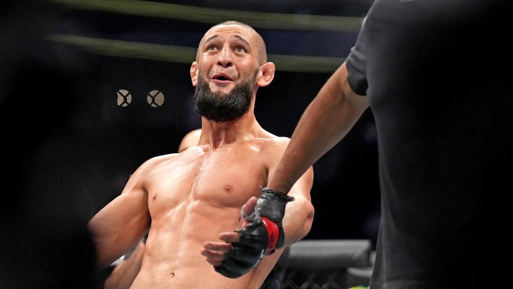 Khamzat Chimaev Bakal Hadapi Rod Strickland di UFC 328
