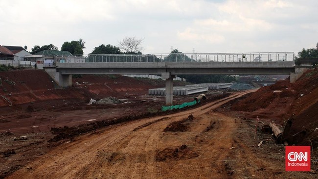 Kementerian PUPR menargetkan bisa membangun jalan baru sepanjang 444 kilometer (km) di seluruh wilayah di Indonesia di 2023.