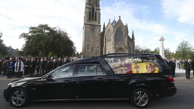 FOTO: Peti Jenazah Ratu Elizabeth II Dibawa ke Edinburgh