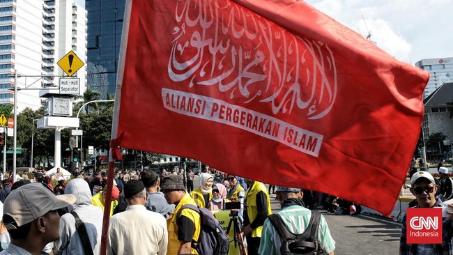 Korlap aksi Gerakan Nasional Pengawal Rakyat, Buya Husen mengatakan pihaknya sudah mengirim surat pemberitahuan demo tolak kenaikan harga BBM sejak Senin lalu.