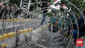 Demo 9 Tahun Pemerintahan Jokowi, Akses ke Istana Ditutup