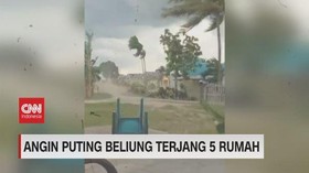 VIDEO: Detik-detik Angin Puting Beliung Terjang 5 Rumah